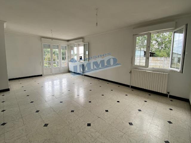 Location Maison 4 pièces 96.7 m2 Bailleul aux Cornailles