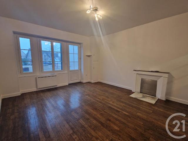 Location Maison 4 pièces 96.86 m2 Saint Parize le Châtel