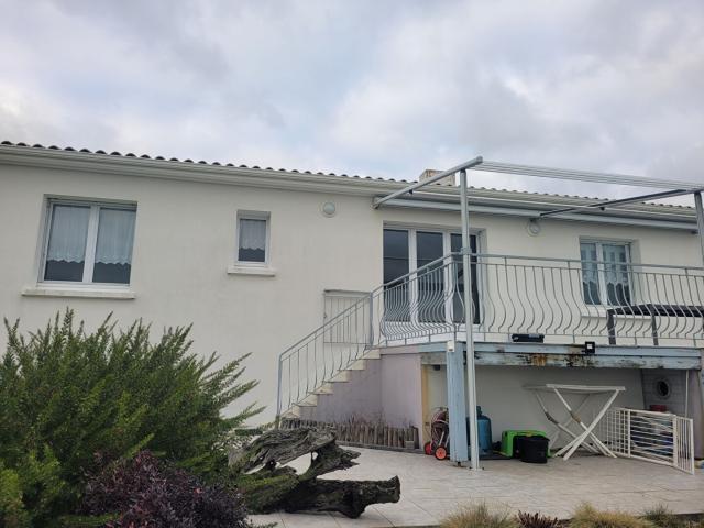 Location maison 4 pièces, 97.09m², Brem sur Mer