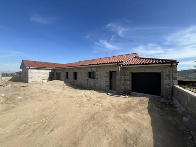 Location Maison 4 pièces 97 m2 Saint Alban d'Ay