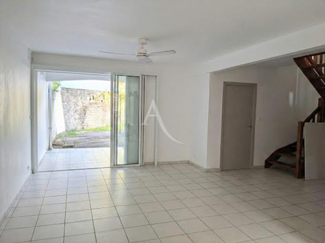 Location Maison 4 pièces 98.07 m2 Sainte luce