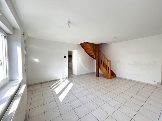 Location Maison 4 pièces 98.85 m2 Yvré l'Evêque