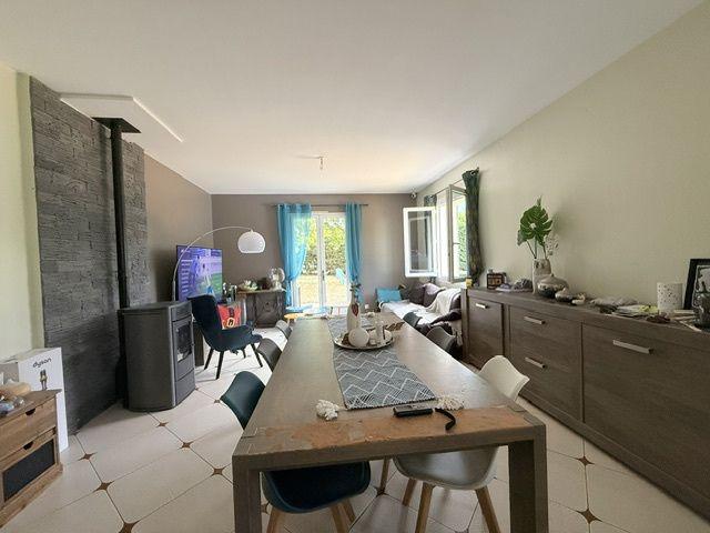Location Maison 4 pièces 98m² TONNAY CHARENTE 17430