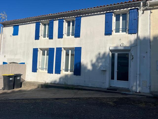 Location Maison 4 pièces 99.64 m2 Chenac Saint Seurin d'Uzet