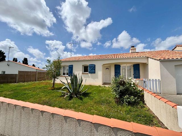 Location maison 4 pièces Coëx 85