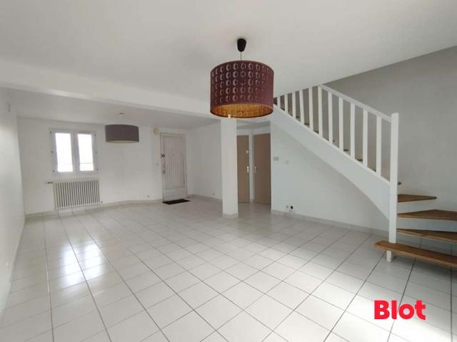 Location maison 4 pièces Bruz 35
