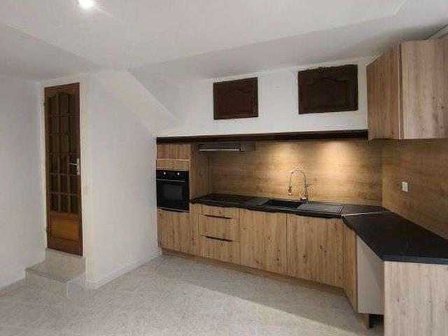 Location maison 4 pièces Ginestas 11