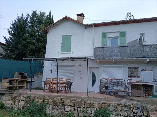 Location maison 4 pièces Grasse 06