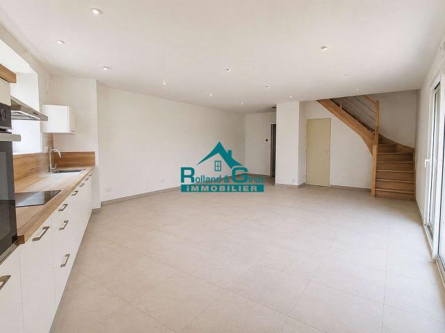 Location maison 4 pièces Dourdain 35