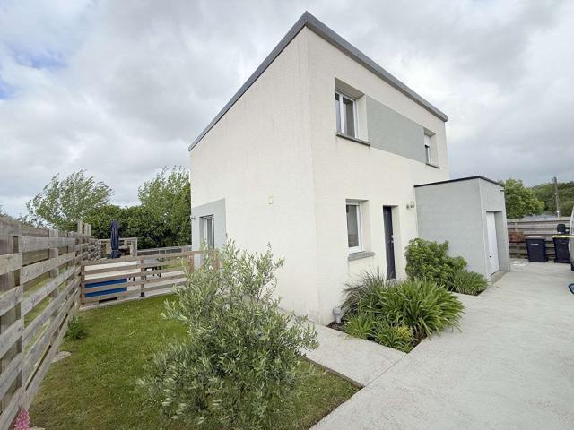 Location maison 4 pièces Lanrodec 22