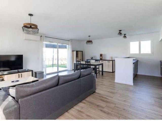 Location maison 4 pièces Montfort le Gesnois 72