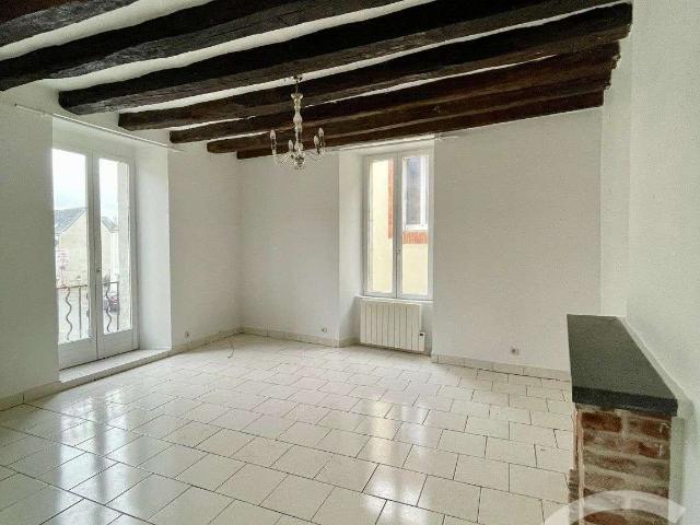 Location maison 4 pièces Meslay du Maine 53