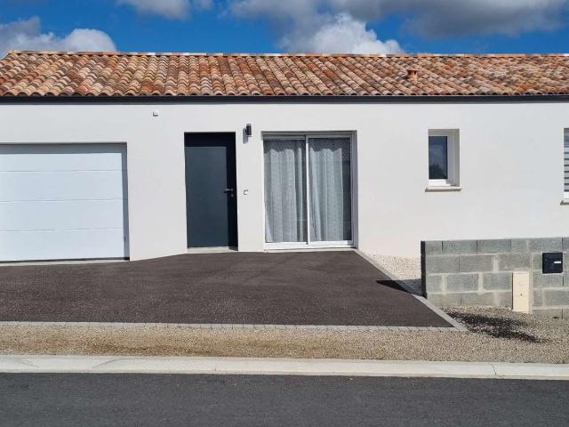 Location maison 4 pièces Saint Georges de Pointindoux 85
