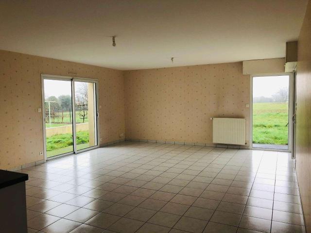 Location maison 4 pièces Saint Laurent sur Sèvre 85