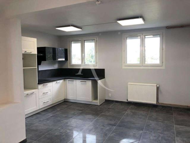 Location maison 4 pièces Pruillé le Chétif 72