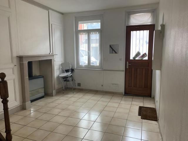Location Maison 50 m² à Amiens 590 ¤ CC /mois