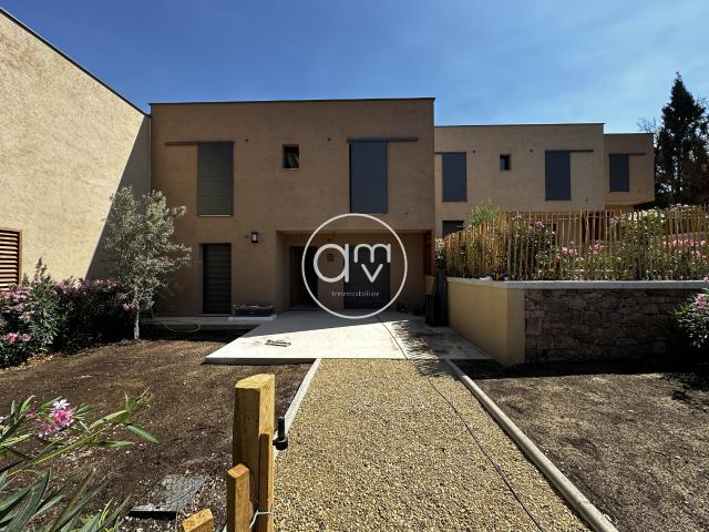 Location Maison 5 pièces 104m² TOULON 83100