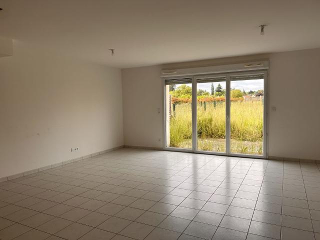 Location Maison 5 pièces 105m² EGUZON CHANTOME 36270