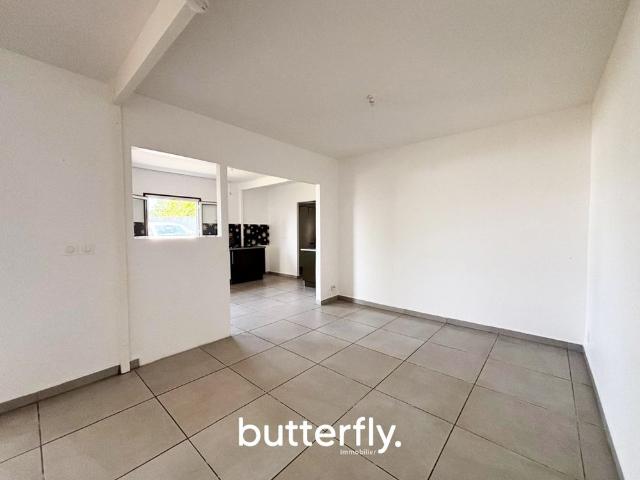 Location Maison 5 pièces 105m² LE MOULE 97160