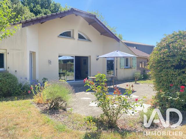 Location Maison 5 pièces 106 m2 Le Cellier