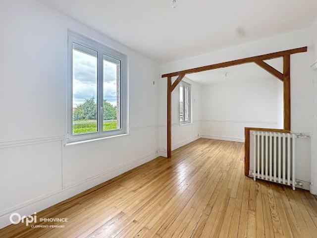 Location Maison 5 pièces 108.15 m2 Clermont Ferrand