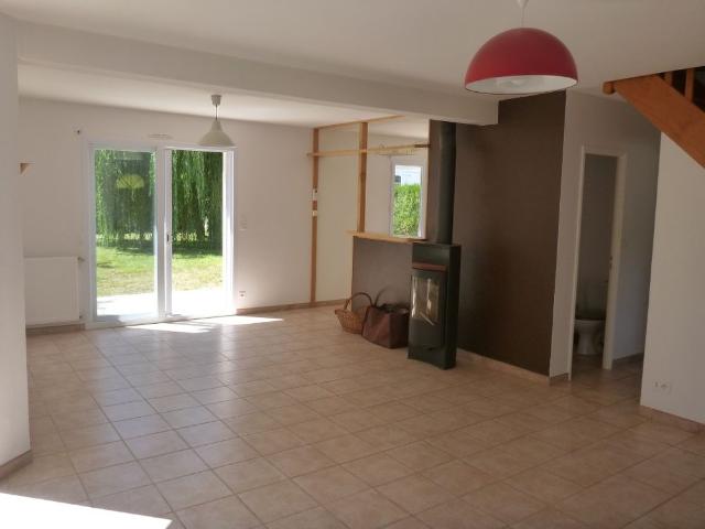 Location Maison 5 pièces 109m² TREILLIERES 44119