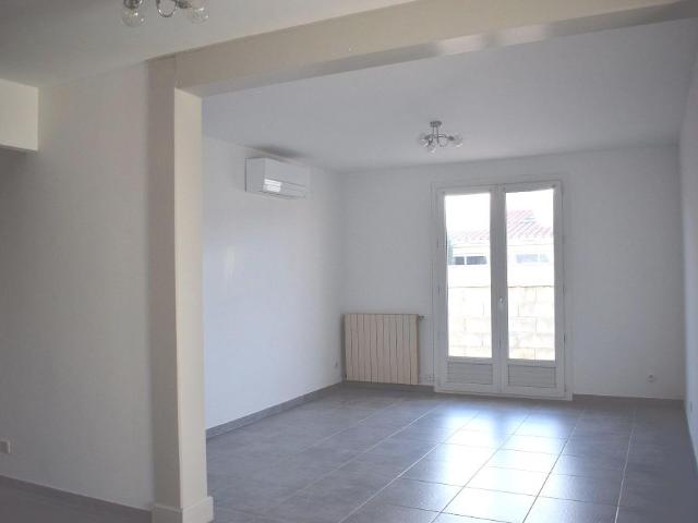 Location Maison 5 pièces 109m² ST NAZAIRE D AUDE 11120