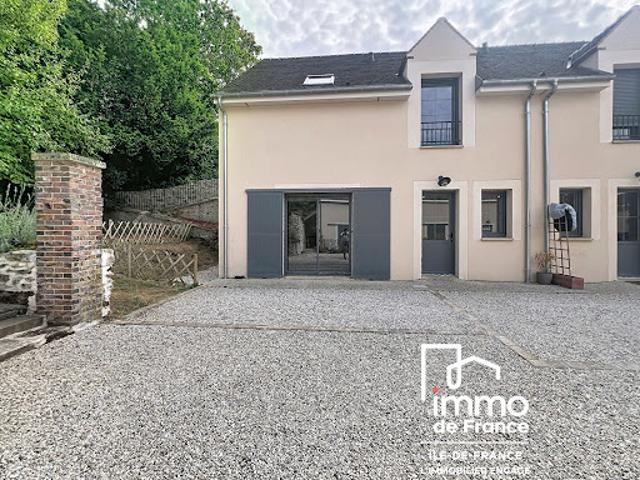 Location Maison 5 pièces 100 m2 Auneau Bleury Saint Symphorien
