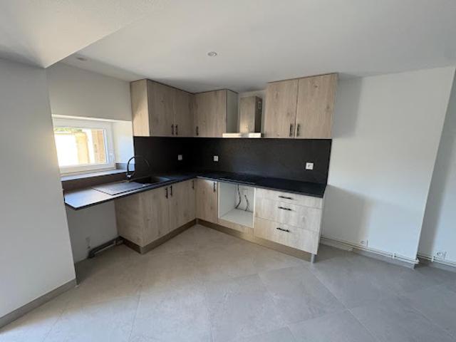 Location Maison 5 pièces 114.15 m2 Neufchef