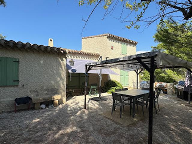 Location Maison 5 pièces 114.51 m2 Eguilles