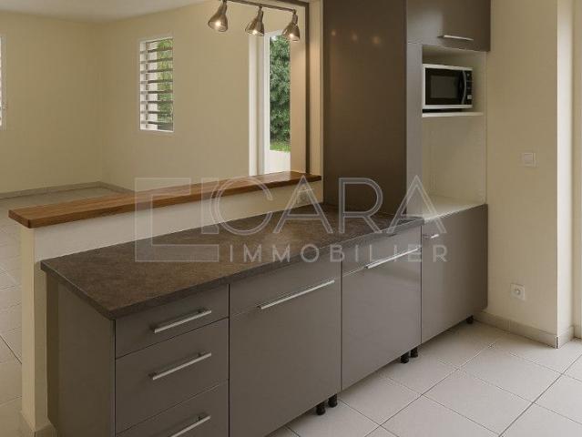 Location Maison 5 pièces 114m² REMIRE MONTJOLY 97354