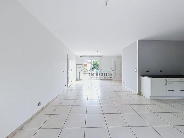 Location Maison 5 pièces 115m²