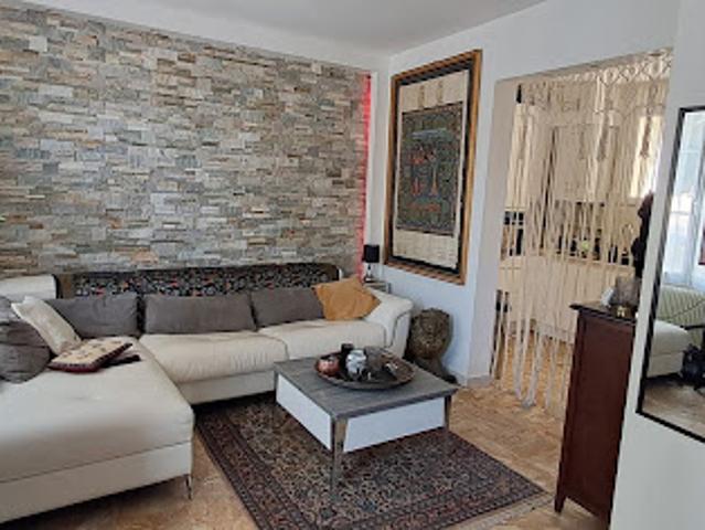 Location Maison 5 pièces 116 m2 La Celle Saint Cloud