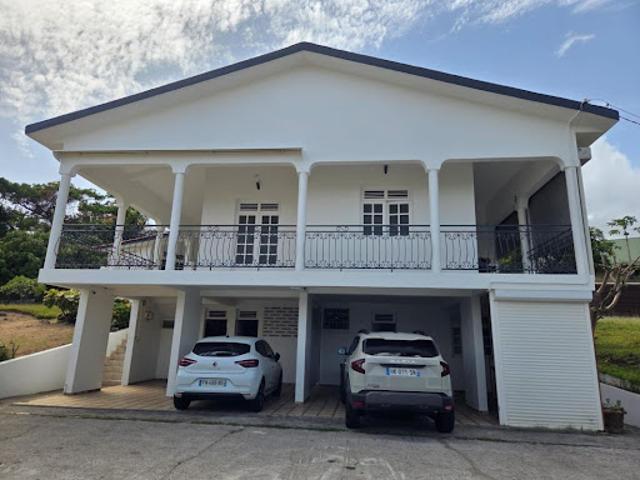 Location Maison 5 pièces 117 m2 Schoelcher