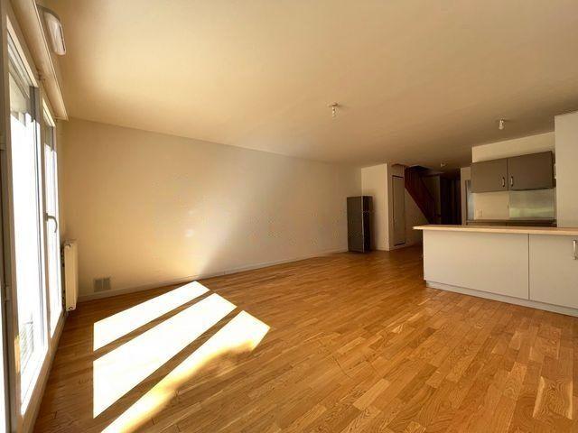 Location Maison 5 pièces 118m² ROSNY SOUS BOIS 93110