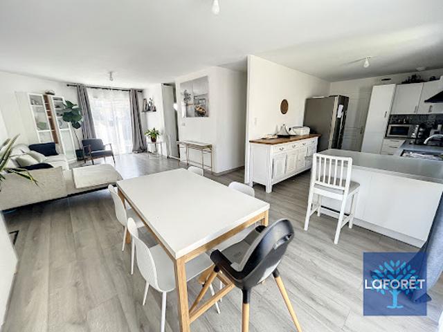 Location Maison 5 pièces 119.33 m2 Saint Germain lès Arpajon