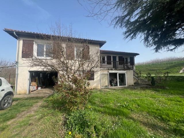 Maison 5 pièces Aiguillon 110.00m² 980€ à louer l'Adresse