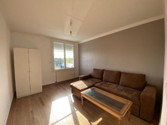 Location Maison 5 pièces 110m² VALLET 44330