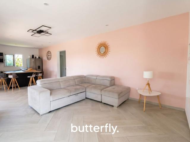 Location Maison 5 pièces 110m² LE GOSIER 97190