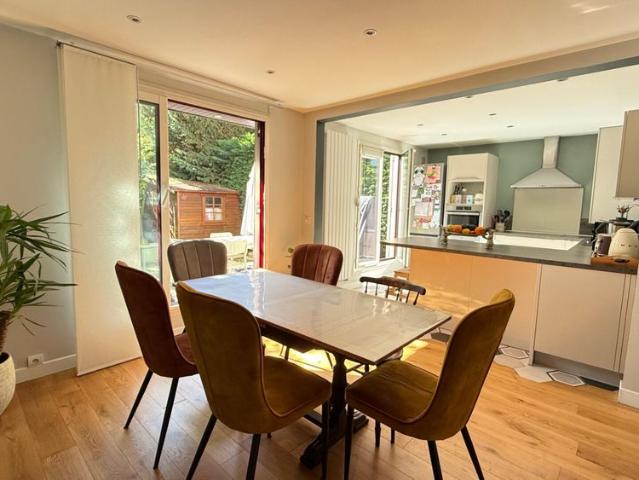 Location Maison 5 pièces 111m²