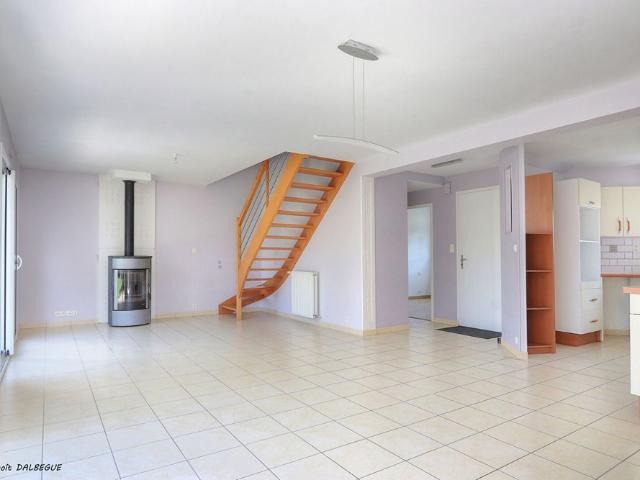 Location Maison 5 pièces 112m² CHANTEPIE 35135
