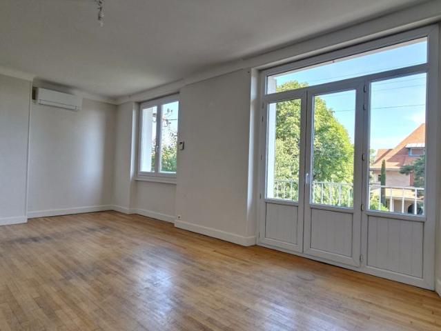 Location Maison 5 pièces 113m² BEAUMONT 63110