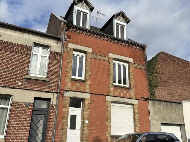 Location Maison 5 pièces 124 m2 à Saint Quentin