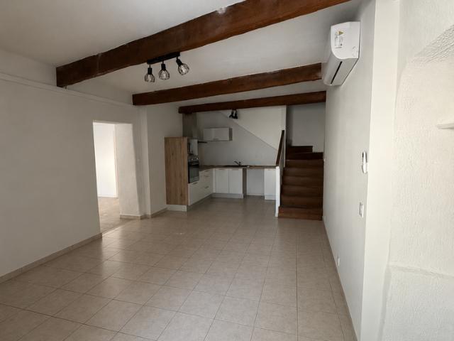 Location Maison 5 pièces 124m² CONILHAC CORBIERES 11200