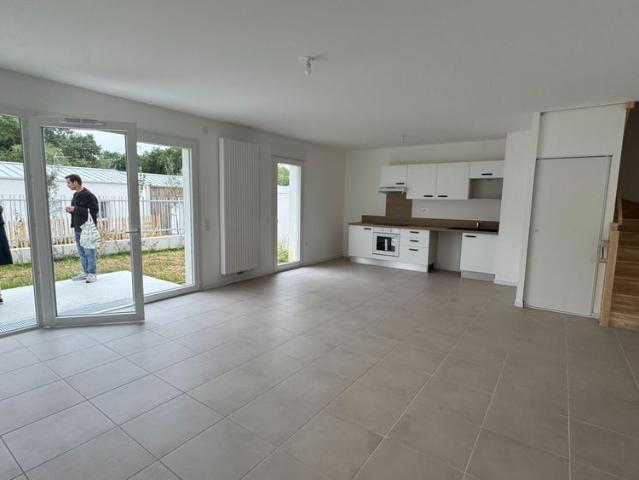 Location Maison 5 pièces 127m²