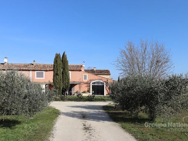 Location Maison 5 pièces 128 m2 Goult