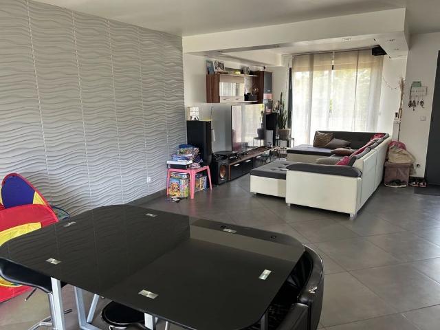 Location Maison 5 pièces 120 m2 à Gasville Oisème
