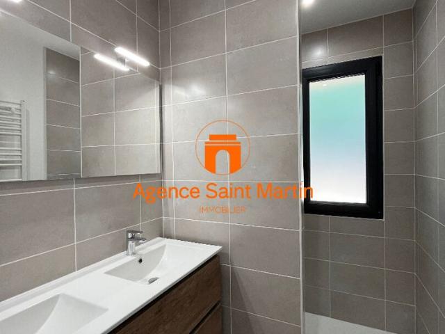 Location Maison 5 pièces 122m²
