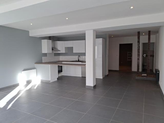 Location Maison 5 pièces 146.01 m2 Saint Julien de Vouvantes