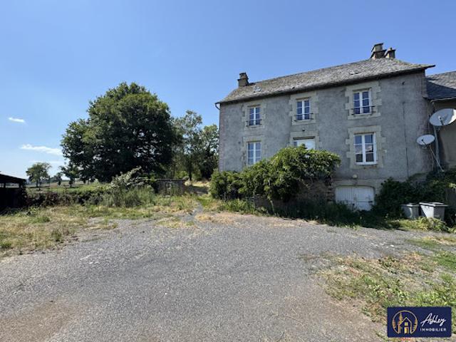 Location Maison 5 pièces 147 m2 Vebret